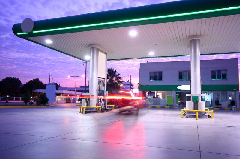 Günstige Benzinpreise finden – wie geht das?
